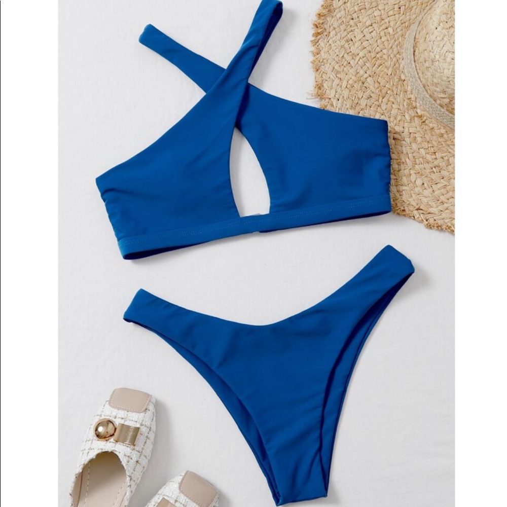 Cross Halter High Cut Bikini Swimsuit SHEIN